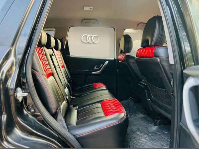 Mahindra XUV500 W7 BSIV Second-hand 2018 Mahindra XUV500 W7 BSIV for sale in New Delhi-8