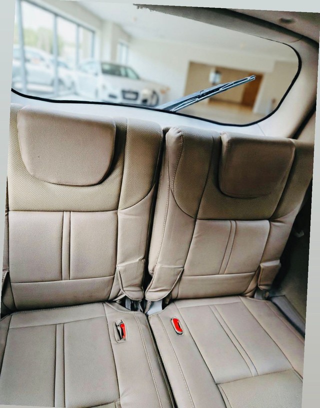 Second-hand 2016 Mahindra XUV500 W6 2WD for sale in New Delhi-7