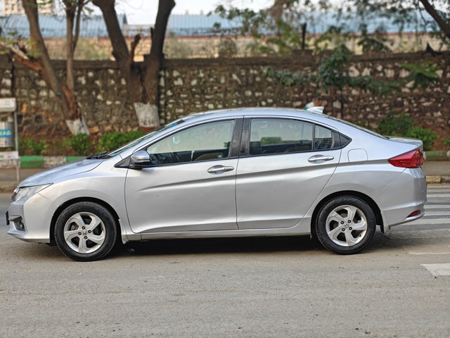 Second-hand 2014 Honda City i VTEC CVT VX for sale in Navi Mumbai-4