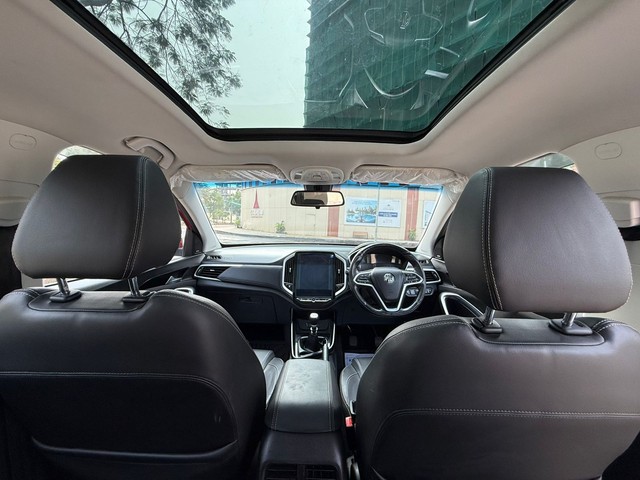 Second-hand 2020 MG Hector Sharp Diesel MT for sale in Navi Mumbai-13