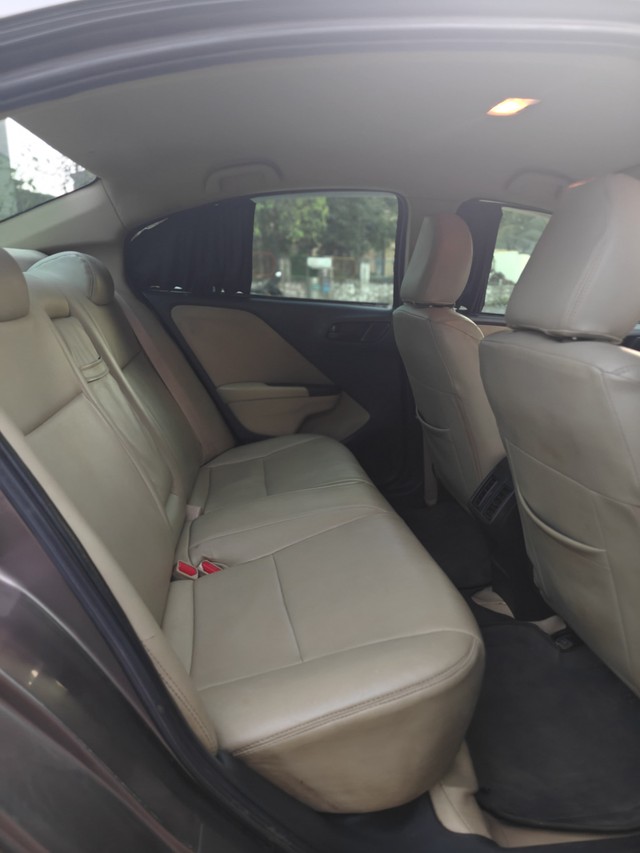 Second-hand 2014 Honda City i DTEC SV for sale in Navi Mumbai-10