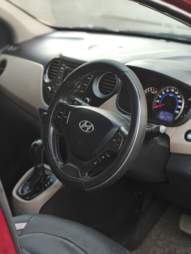 Second-hand 2014 Hyundai i10 Asta AT for sale in Navi Mumbai-7