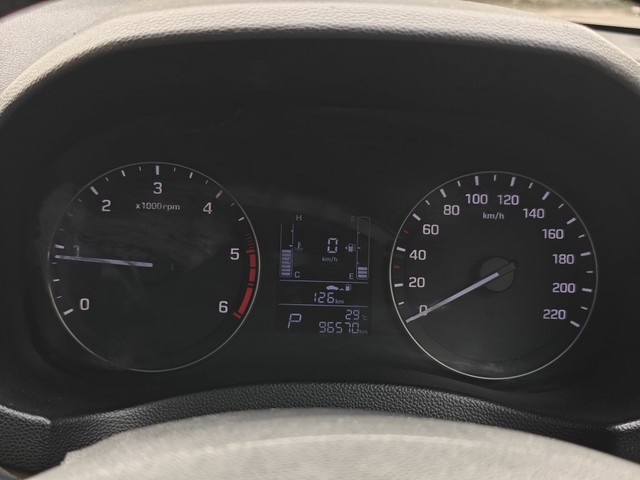 Second-hand 2018 Hyundai Creta 1.6 CRDi AT SX Plus for sale in Navi Mumbai-10