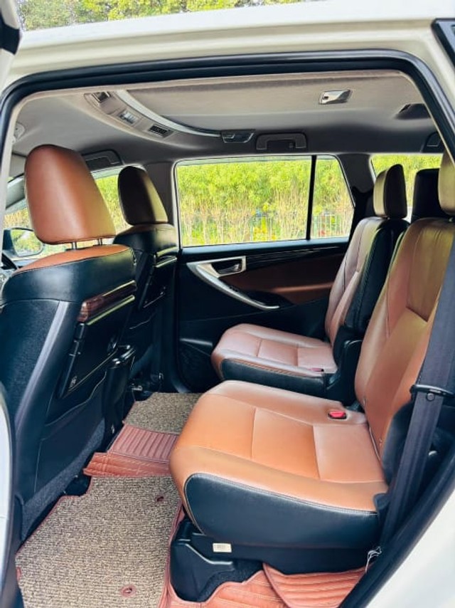 Second-hand 2018 Toyota Innova Crysta 2.8 ZX AT BSIV for sale in New Delhi-7