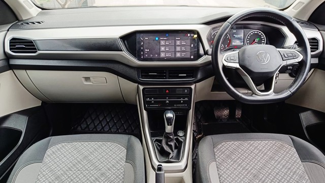 Volkswagen Taigun 1.0 Highline AT Second-hand 2023 Volkswagen Taigun 1.0 Highline AT for sale in New Delhi-6