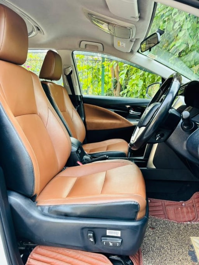 Second-hand 2018 Toyota Innova Crysta 2.8 ZX AT BSIV for sale in New Delhi-9