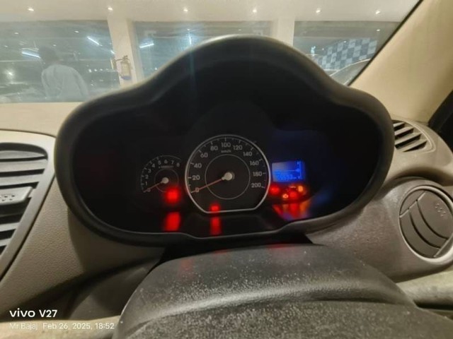 Second-hand 2014 Hyundai i10 Magna 1.1L for sale in Kanpur-12