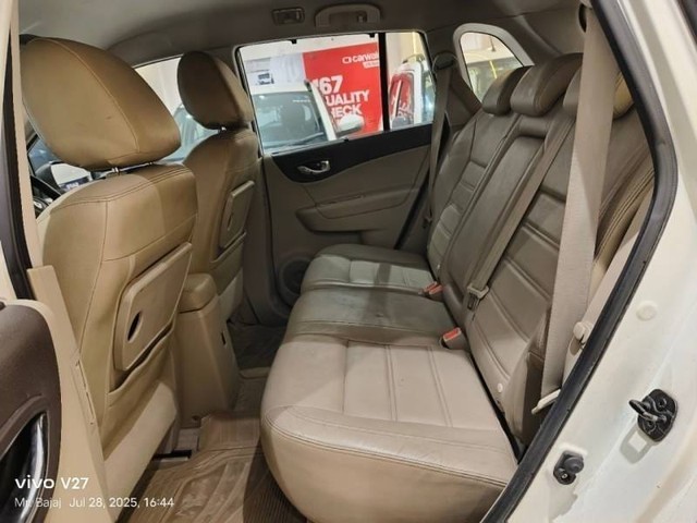 Second-hand 2012 Renault Koleos 2.0 Diesel for sale in Kanpur-8