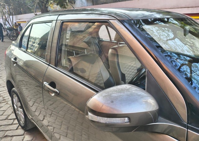 Second-hand 2016 Maruti Swift Dzire ZXI for sale in Kanpur-9