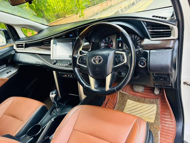 Second-hand 2018 Toyota Innova Crysta 2.8 ZX AT BSIV for sale in New Delhi-11