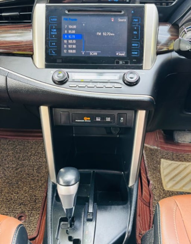 Second-hand 2018 Toyota Innova Crysta 2.8 ZX AT BSIV for sale in New Delhi-14
