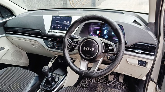 Kia Carens Prestige BSVI Second-hand 2023 Kia Carens Prestige BSVI for sale in New Delhi-11