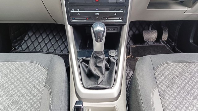 Volkswagen Taigun 1.0 Highline AT Second-hand 2023 Volkswagen Taigun 1.0 Highline AT for sale in New Delhi-12