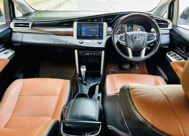 Second-hand 2018 Toyota Innova Crysta 2.8 ZX AT BSIV for sale in New Delhi-12