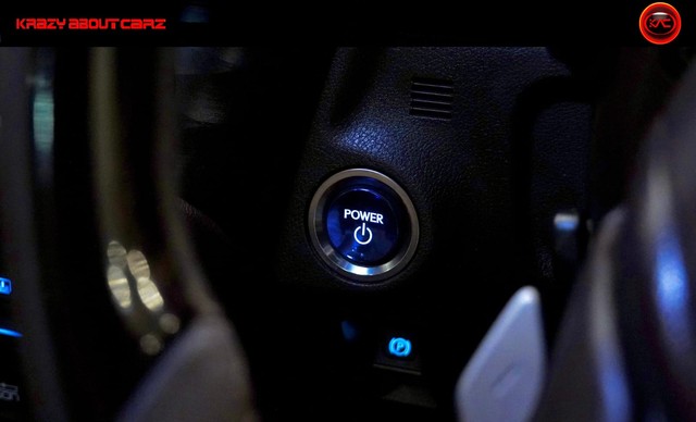 Second-hand 2020 Lexus ES 300h for sale in New Delhi-11