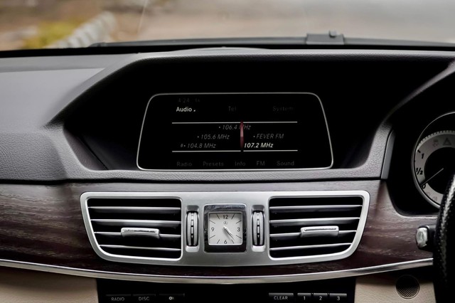 Second-hand 2014 Mercedes-Benz E-Class E 200 CGI for sale in New Delhi-8