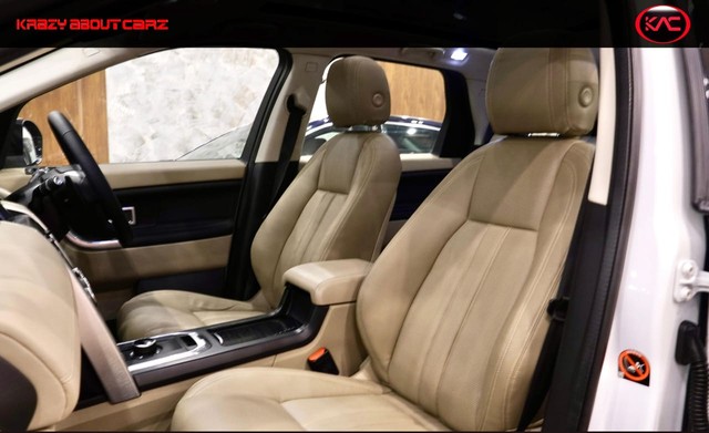 Second-hand 2017 Land Rover Discovery Sport Si4 HSE for sale in New Delhi-7