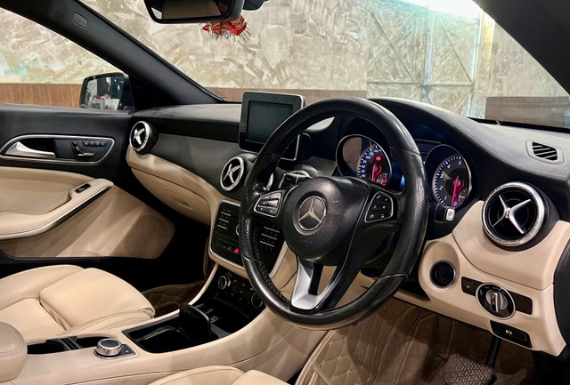 Second-hand 2016 Mercedes-Benz CLA 200 CGI Sport for sale in New Delhi-4