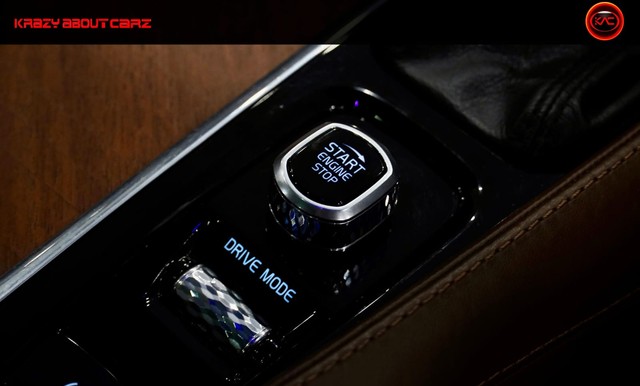 Second-hand 2020 Volvo XC90 D5 Inscription for sale in New Delhi-7