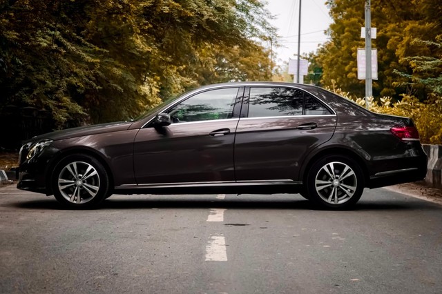 Second-hand 2014 Mercedes-Benz E-Class E 200 CGI for sale in New Delhi-3