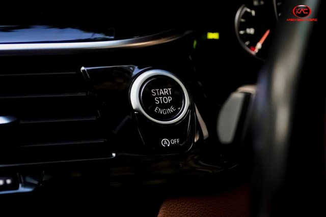 BMW 5 Series 530i Sport Line Second-hand 2018 BMW 5 Series 530i Sport Line for sale in New Delhi-7