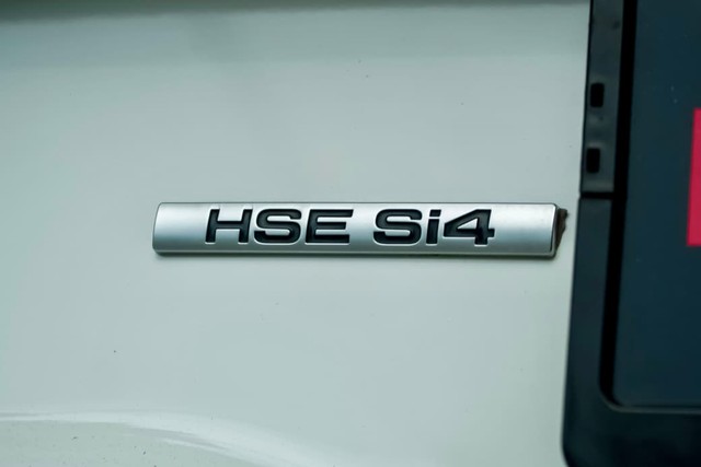 Second-hand 2017 Land Rover Discovery Sport Si4 HSE for sale in New Delhi-6