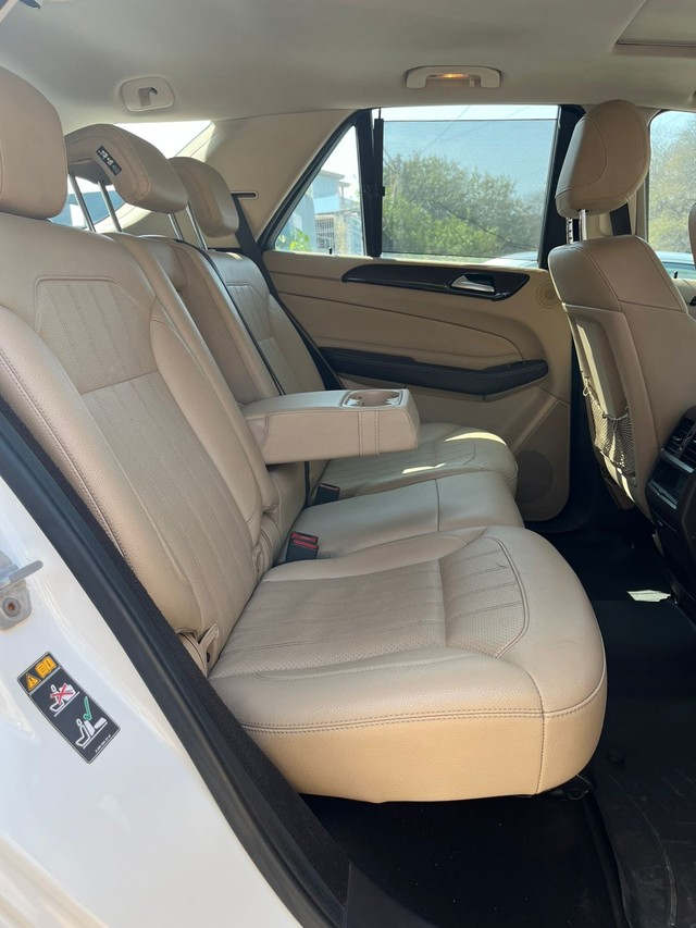 Second-hand 2017 Mercedes-Benz GLE 250d for sale in New Delhi-8