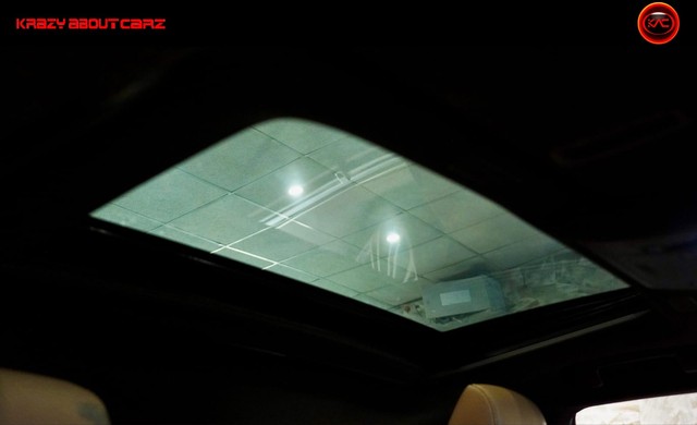 Second-hand 2020 Lexus ES 300h for sale in New Delhi-7