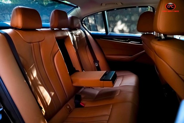 Second-hand 2018 BMW 5 Series 530i Sport Line for sale in New Delhi-7