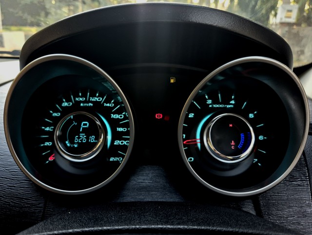 Second-hand 2019 Mahindra XUV500 W7 AT BSIV for sale in Gurgaon-17