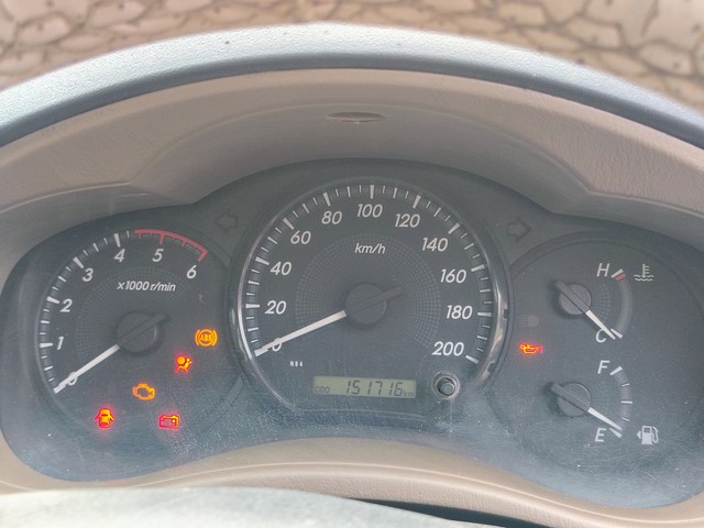 Second-hand 2015 Toyota Innova 2.5 G (Diesel) 7 Seater BS IV for sale in Indore-6