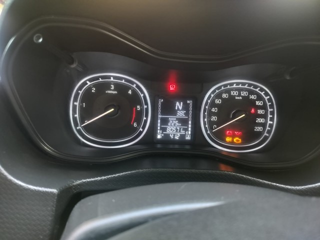 Second-hand 2020 Maruti Suzuki Vitara Brezza ZDi AMT for sale in Thane-17