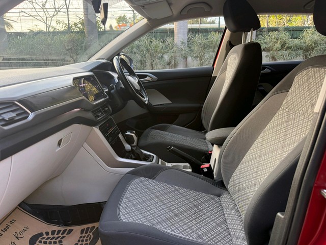 Second-hand 2022 Volkswagen Taigun 1.0 TSI Highline AT BSVI for sale in Gurgaon-10