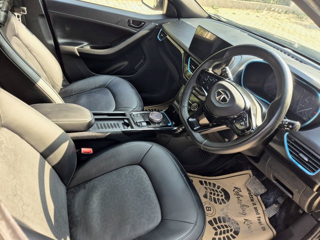 Second-hand 2023 Tata Nexon XZ Plus LUX for sale in Gurgaon-11