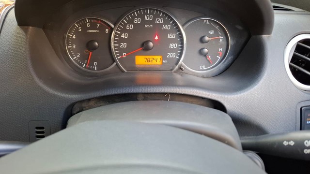 Maruti Suzuki Swift Dzire VXi Second-hand 2010 Maruti Suzuki Swift Dzire VXi for sale in Mumbai-4