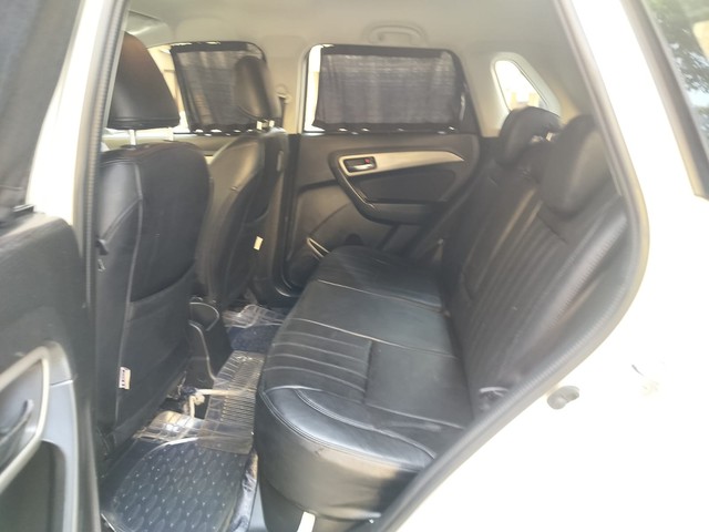 Second-hand 2020 Maruti Suzuki Vitara Brezza ZDi AMT for sale in Thane-11