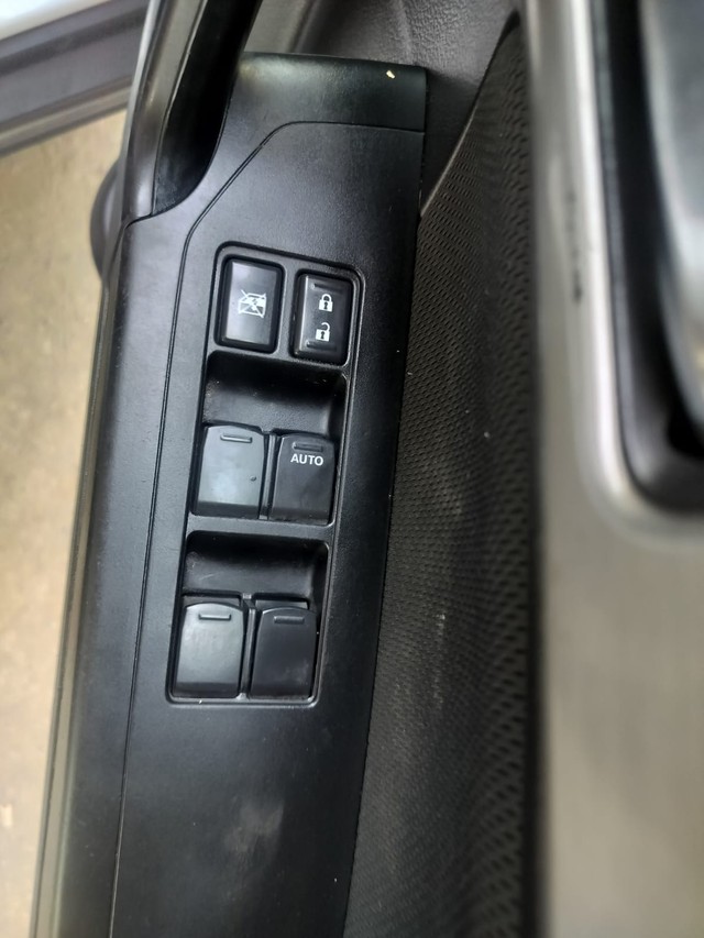 Second-hand 2020 Maruti Suzuki Vitara Brezza ZDi AMT for sale in Thane-6