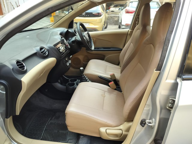 Second-hand 2015 Honda Amaze S i-Vtech for sale in Thane-11