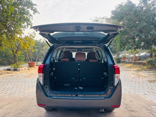 Second-hand 2018 Toyota Innova Crysta 2.8 GX AT BSIV for sale in New Delhi-7