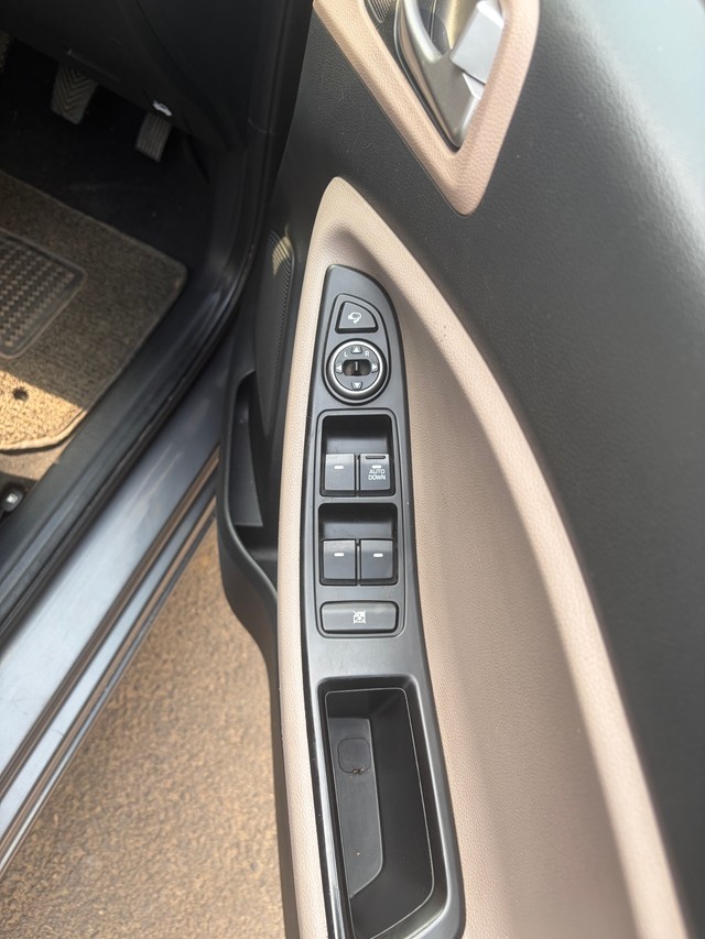 Second-hand 2020 Hyundai i20 Sportz Plus for sale in Jaipur-5