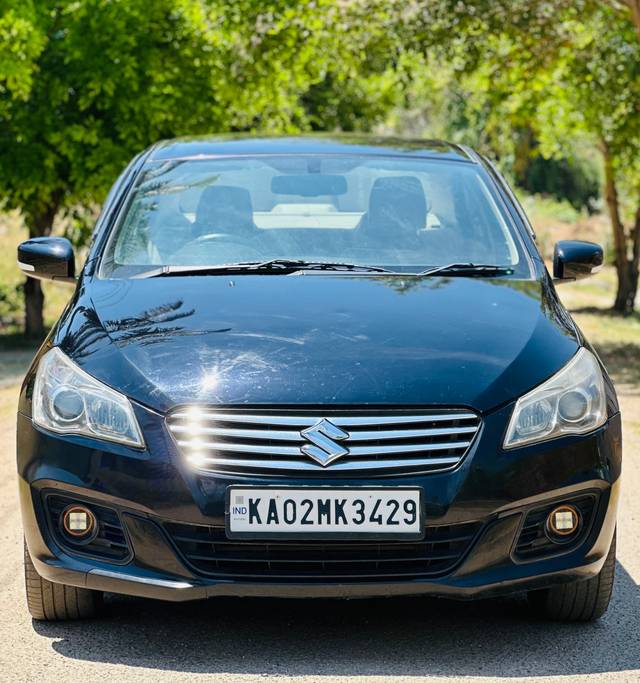 https://images10.gaadi.com/usedcar_image/B1240447-7A87-4A9A-B300-E85BE647F2B9/original/d2235ab5-4d55-4a12-8264-2e6406933a92.jpg?imwidth=6400