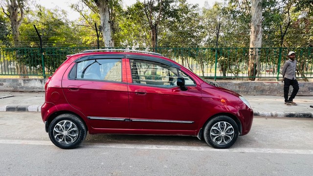 Second-hand 2012 Chevrolet Spark 1.0 LT for sale in New Delhi-1