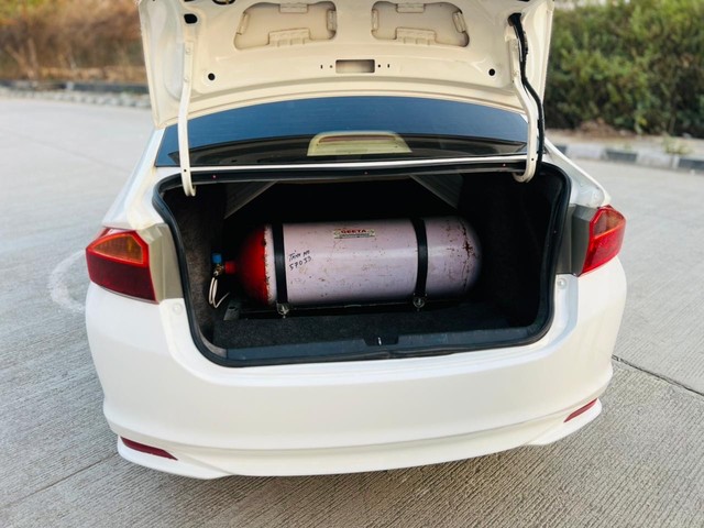 Second-hand 2015 Honda City i VTEC VX for sale in Pune-10