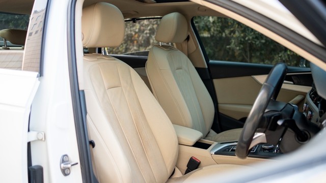 Second-hand 2016 Audi A4 35 TFSi Premium for sale in New Delhi-8