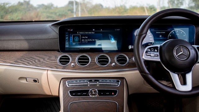 Second-hand 2019 Mercedes-Benz E-Class Exclusive E 200 BSIV for sale in New Delhi-14