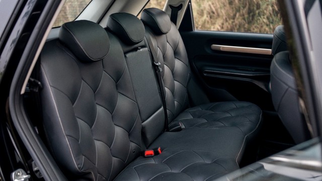 Second-hand 2024 MG Windsor EV Essence for sale in New Delhi-10