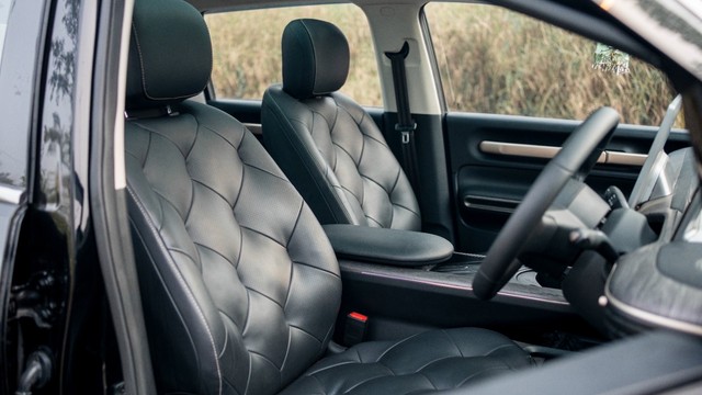 Second-hand 2024 MG Windsor EV Essence for sale in New Delhi-4