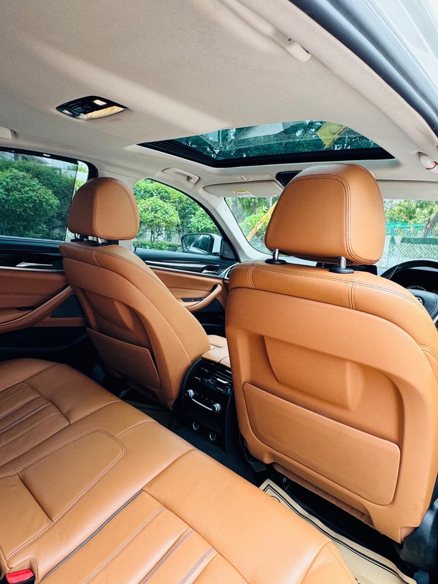 Second-hand 2019 BMW 5 Series 520d Luxury Line for sale in New Delhi-11