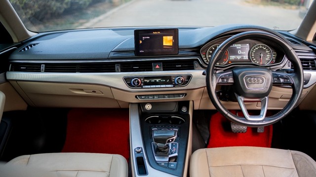 Second-hand 2016 Audi A4 35 TFSi Premium for sale in New Delhi-11