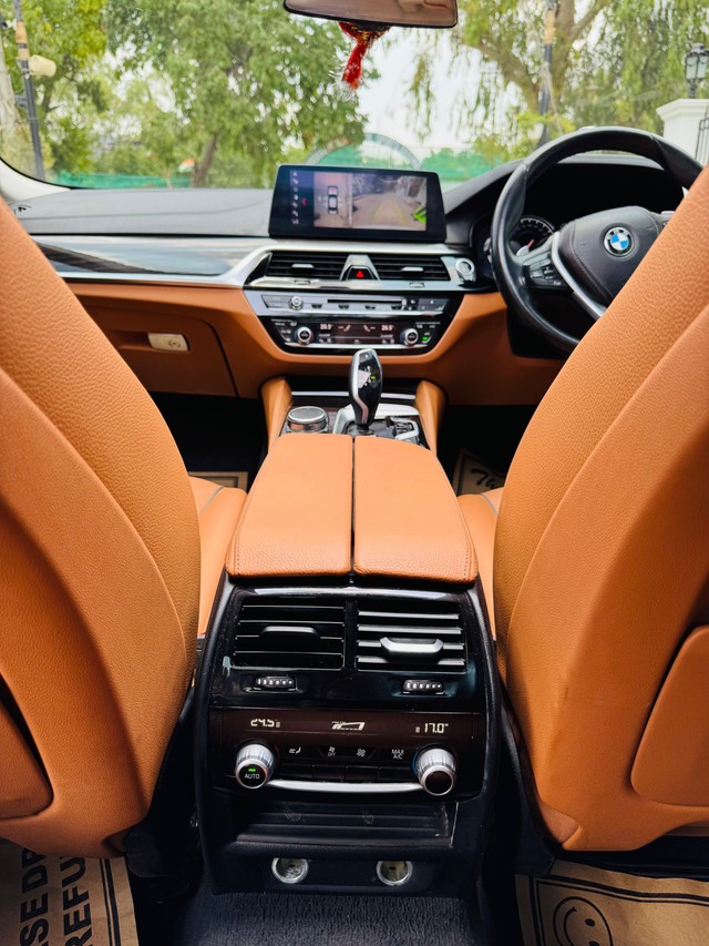 Second-hand 2019 BMW 5 Series 520d Luxury Line for sale in New Delhi-8